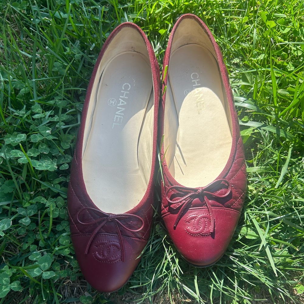 CHANEL Deep Red Quilted Flats